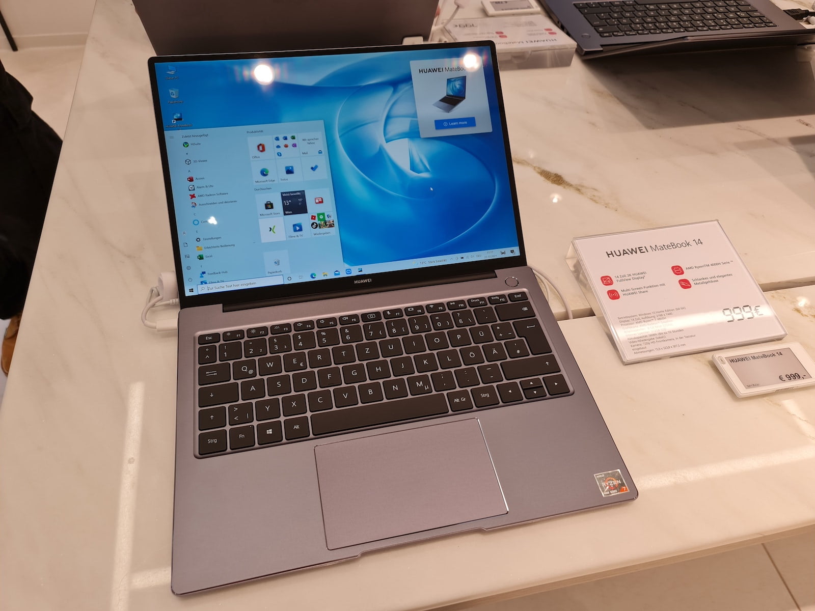 Obchod Huawei Flagship Store ve Vídni