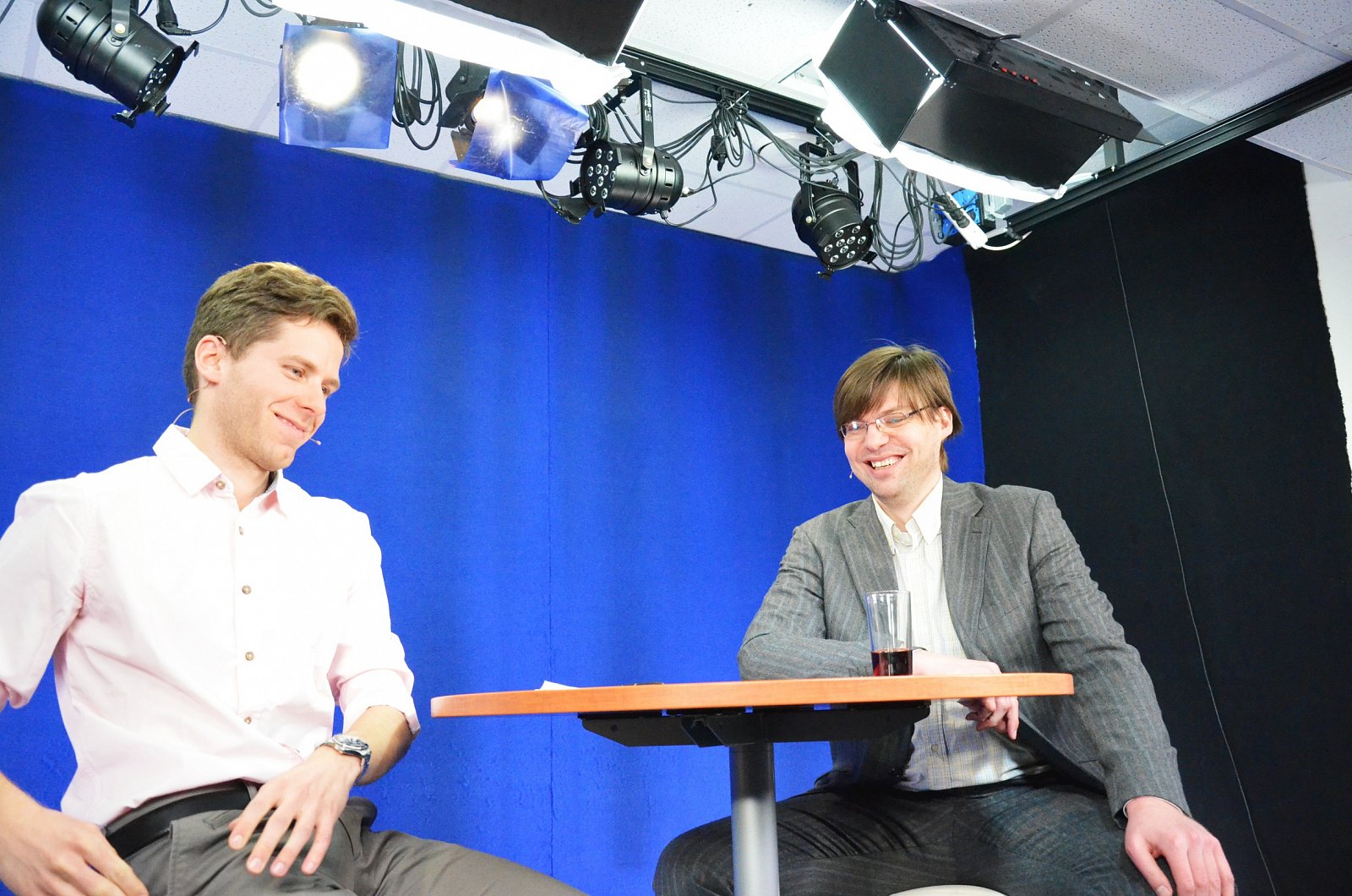 Podívejte se na fotky z natáčení prvních dílů nového Videobizu