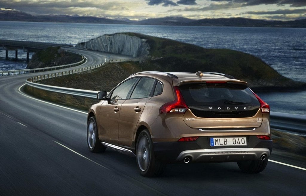2013-07-volvo-xc-40-2.jpg