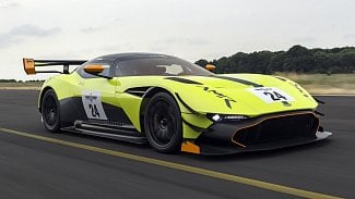 Náhledový obrázek - Milionářská okruhová hračka Aston Martin Vulcan prošla „faceliftem“