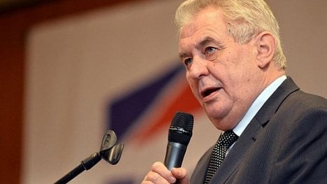 Náhledový obrázek - Zeman: ČT je hlásnou troubou TOP 09, měla by být státní