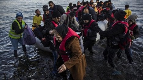 Náhledový obrázek - Přerozdělování vázne. Za rok a půl se přesunulo jen 15 tisíc uprchlíků