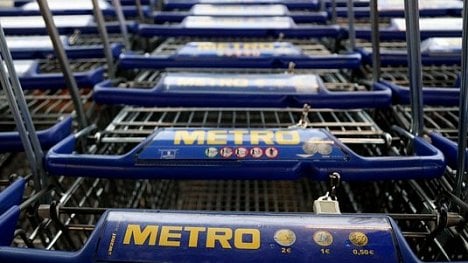 Náhledový obrázek - Křetínský s Tkáčem učinili nabídku na převzetí skupiny Metro za téměř 150 miliard korun