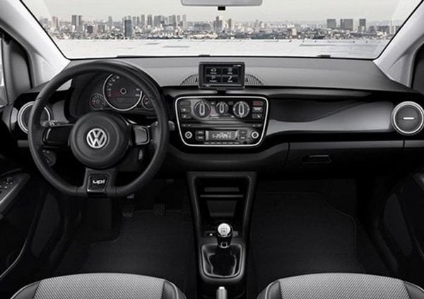 2016-12-volkswagen-up-4.jpg