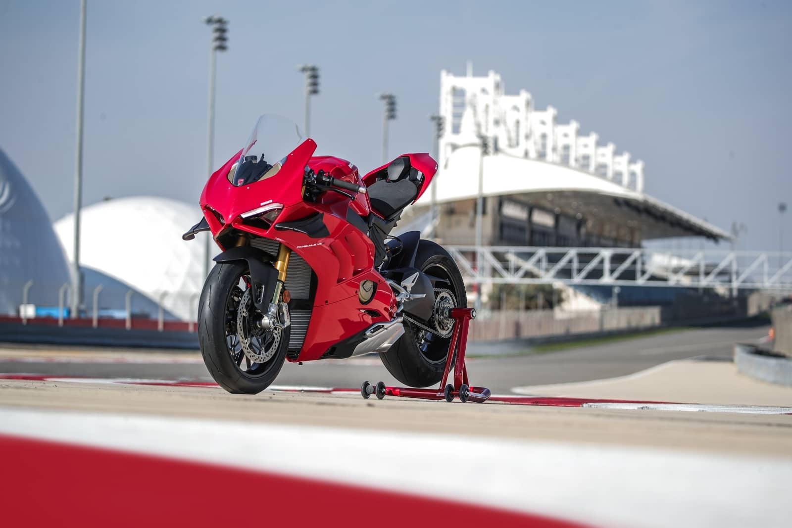 2020-05-DucatiPanigaleV4_060.jpg