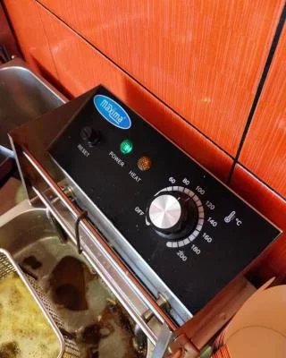 Kontrola fritovacích olejů v restauracích