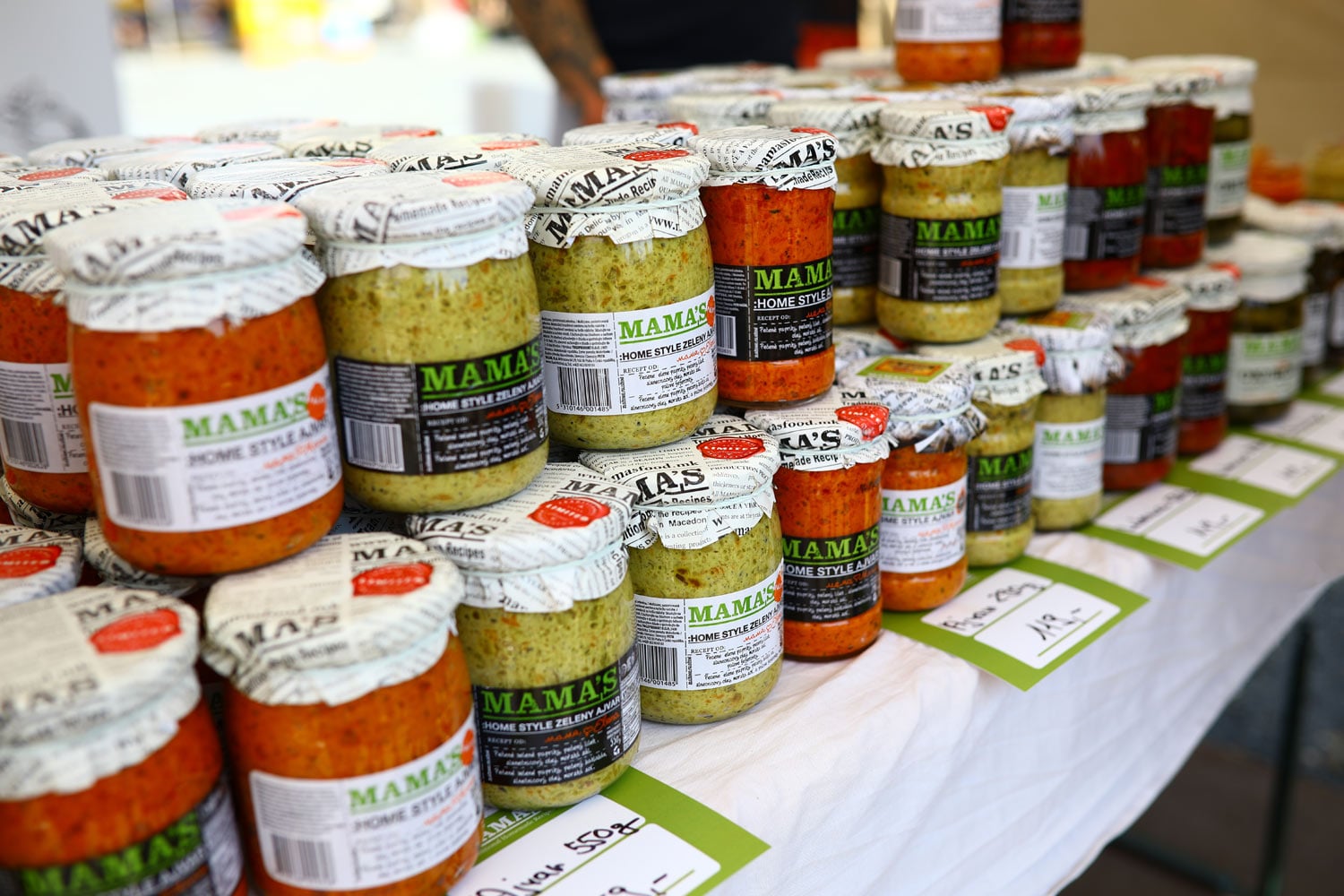 V létě se na řadě míst konají trhy. Nabídka je pestrá