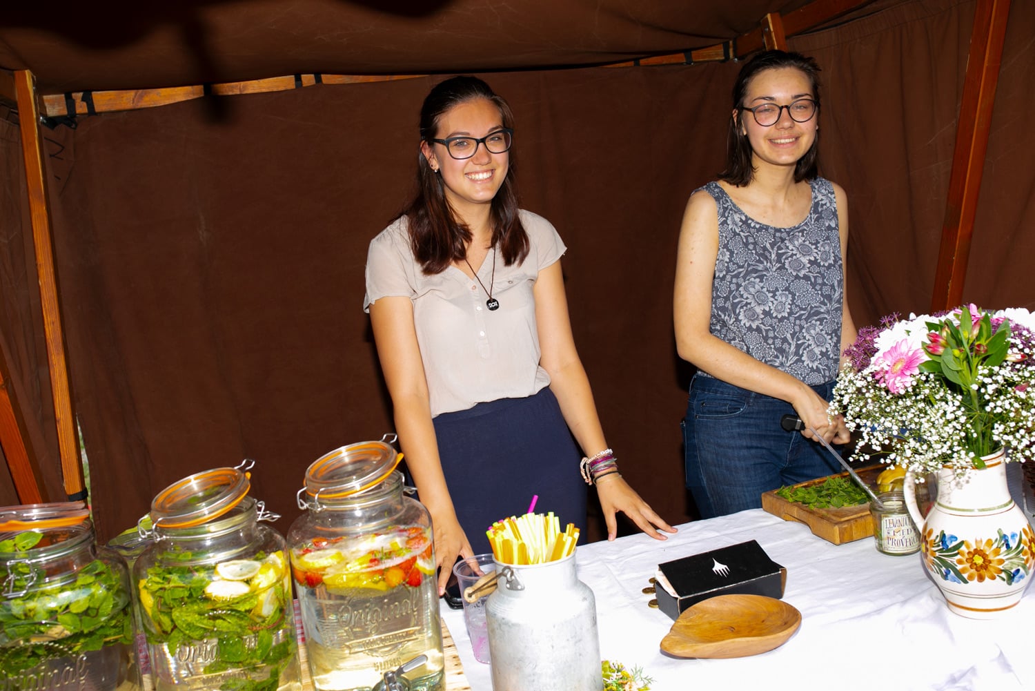 V létě se na řadě míst konají trhy. Nabídka je pestrá