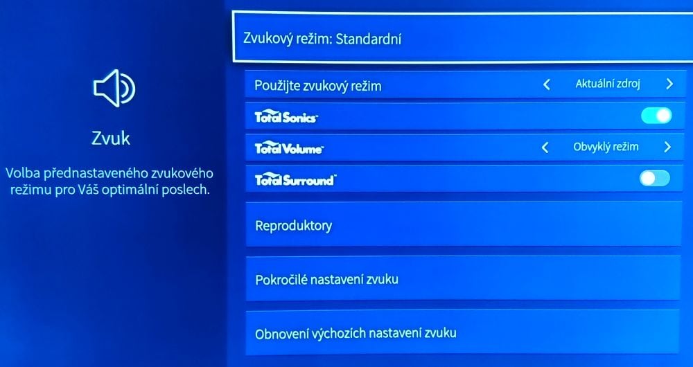 Hisense H55N6800 - menu nastavení a kontextové tlačítko