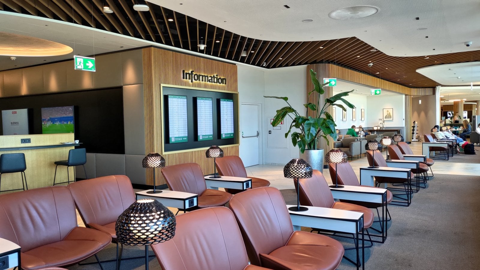 Salonek Vienna Lounge na letišti ve Vídni, Terminál 1. (16. 06. 2026)