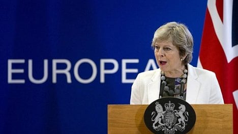 Náhledový obrázek - Mayová chce do zákona zanést datum brexitu: o půlnoci na 30. března 2019