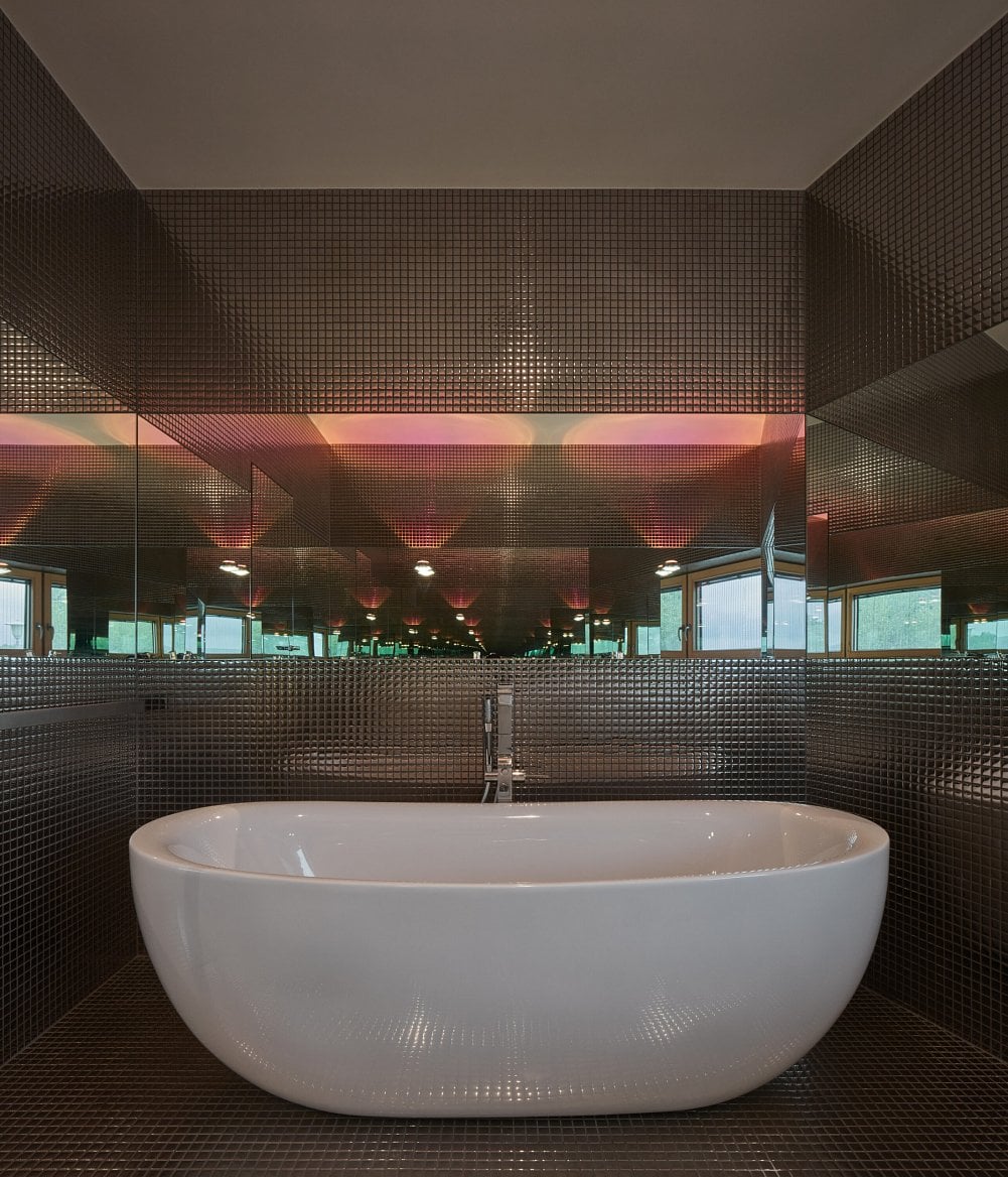 2021-09-petrjanda-brainwork-lazy-house-boysplaynice-55-scaled.jp