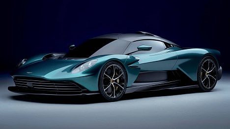 Náhledový obrázek - Hybridní Aston Martin Valhalla zvládne 15 km na elektřinu i sprint na 100 km/h za 2,5 s