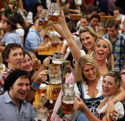 2010-04-oktoberfest-2011-2.jpg