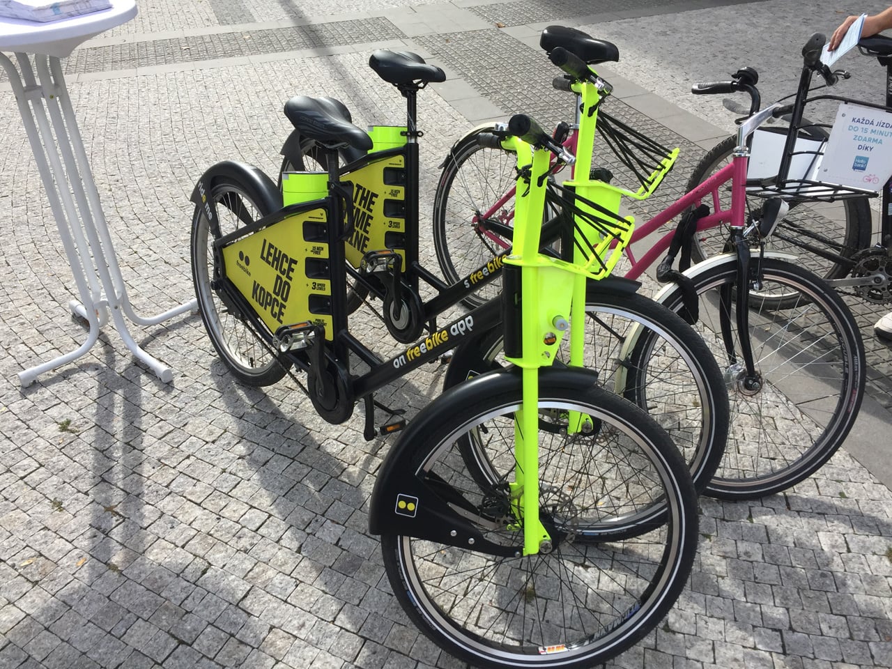 V Praze začne jezdit Freebike, bike sharing s elektrickými koly