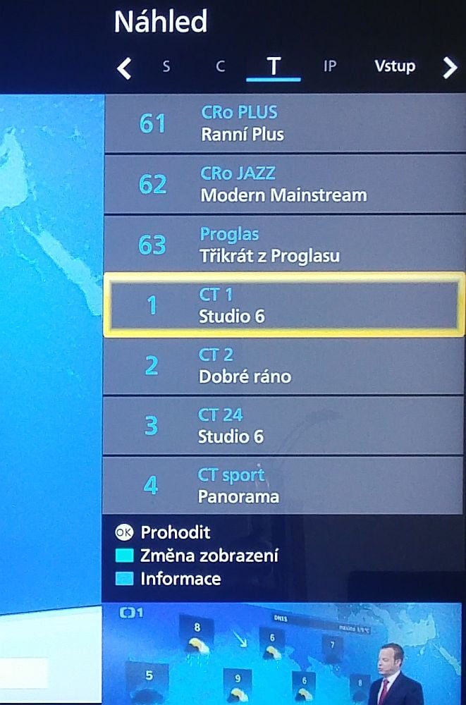 Můžete přepínat nejen všechny další tunery, včetně DVB via IP, ale i video vstupy, což je vidět na dalším snímku.