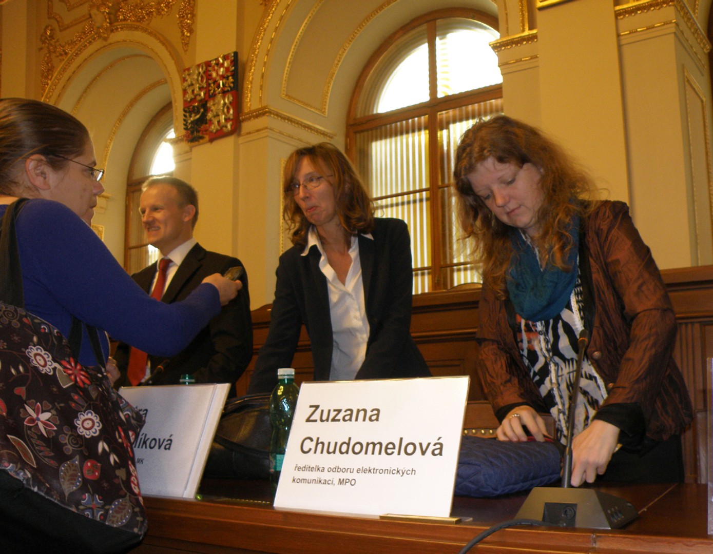 Seminář v poslanecké sněmovně k budoucnosti digitálního vysílání