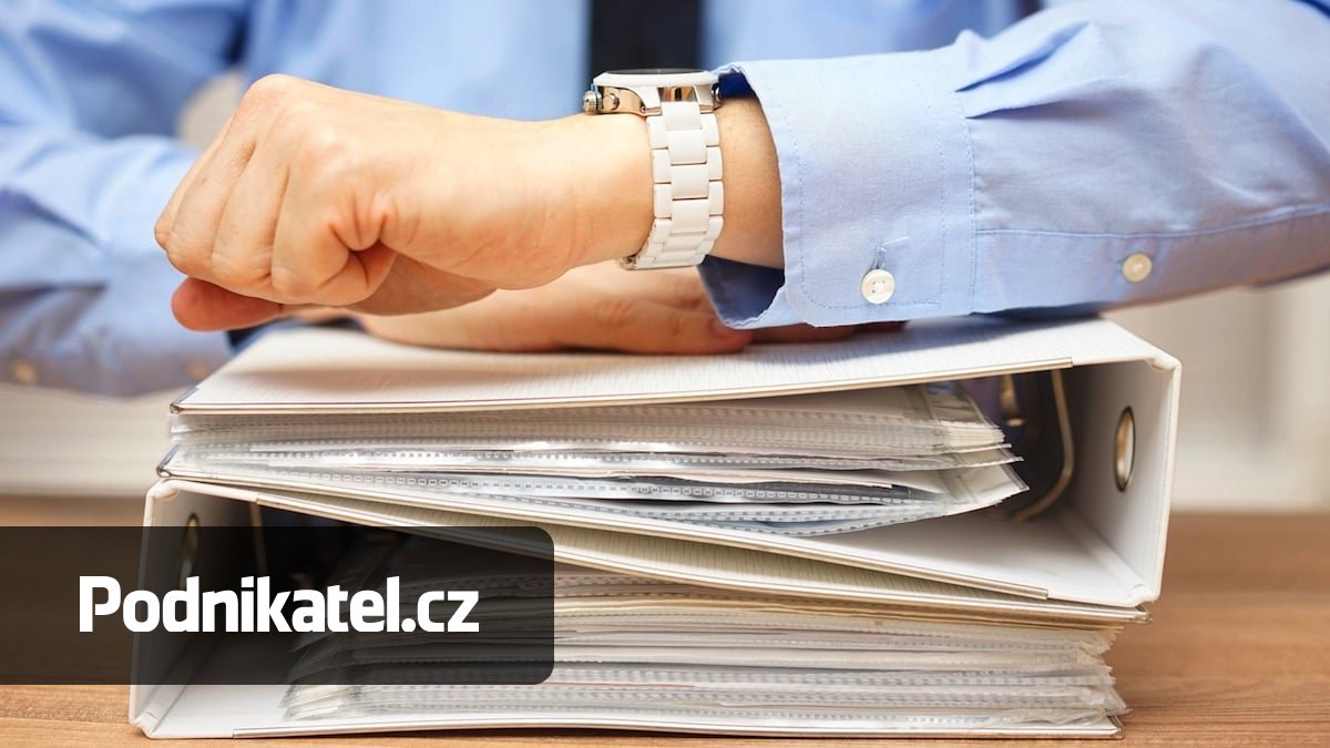 Končí lhůta pro papírová přiznání za rok 2025. Komu se vyplatí podat přiznání dnes?