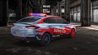 Náhledový obrázek - Hyundai i30 Fastback N Safety Car bude oficiálním bezpečnostním vozem mistrovství světa superbiků