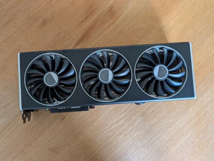 Grafická karta AMD Radeon RX 7900 XTX