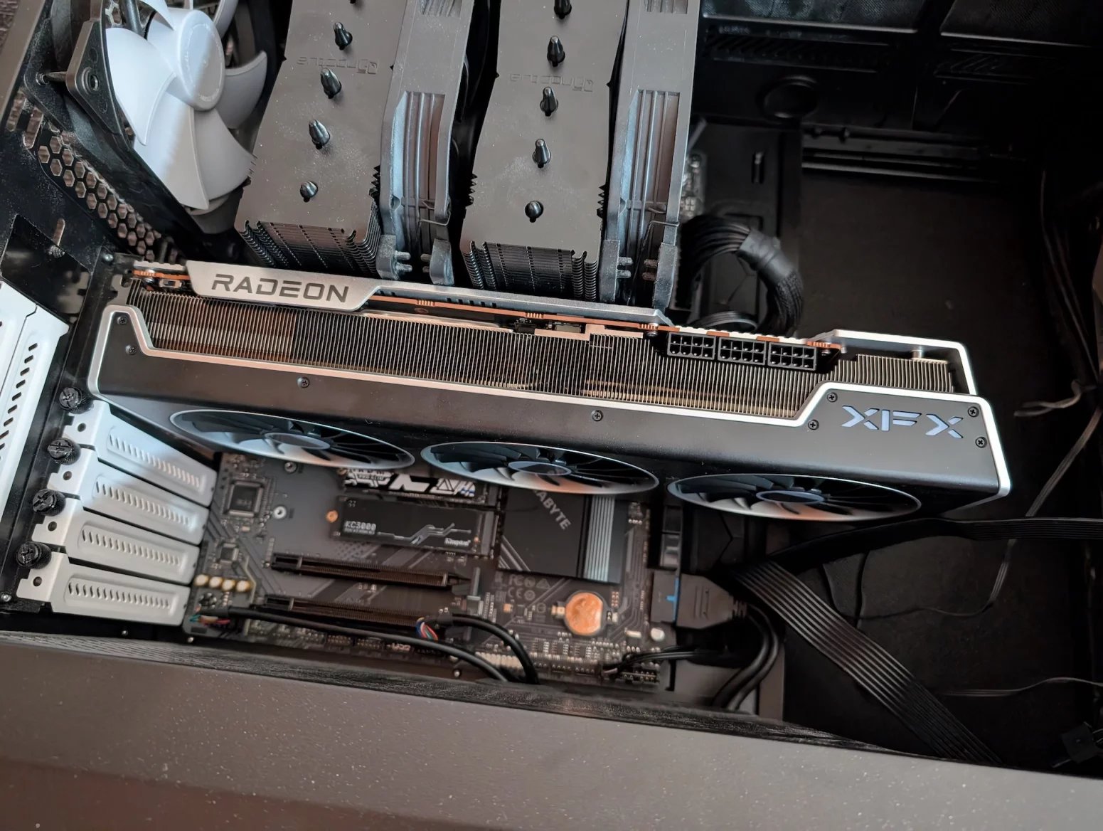 Grafická karta AMD Radeon RX 7900 XTX