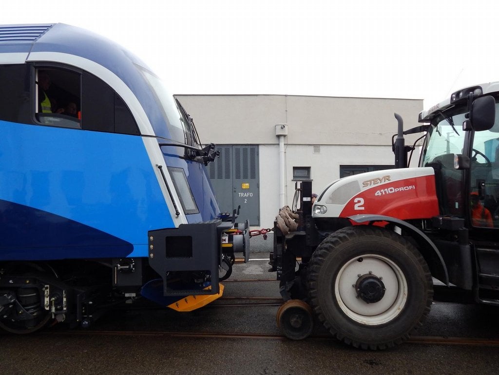 2018-02-vlaky-kterc3a9-dorazc3ad-na-oslavy-konc49bspc599ec5beky.