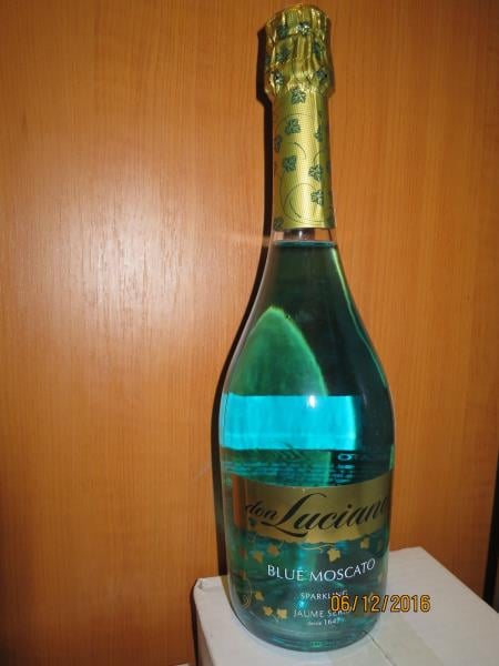 Don Luciano Charmat Blue Moscato