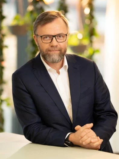 Jan Juchelka byl zvolen do vedení Komerční banky i na další období