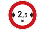 Zákaz-vjezdu-vozidel,-jejichž-šířka-přesahuje-vyznačenou-mez