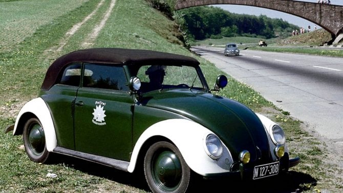 80 let od restartu nejznámějšího automobilu světa: V roce 1945 dostal „brouk“ milost