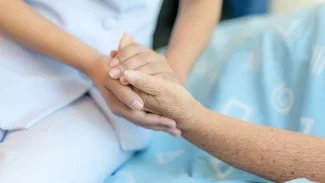 Náhledový obrázek - Bazální stimulace pomáhá zkvalitnit život pacientů. Podporuje percepci, komunikaci a pohybové schopnosti