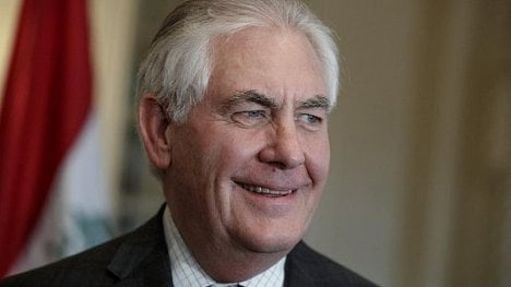 Náhledový obrázek - Tillerson porušil padesátiletou tradici. Do Asie vzal jedinou novinářku