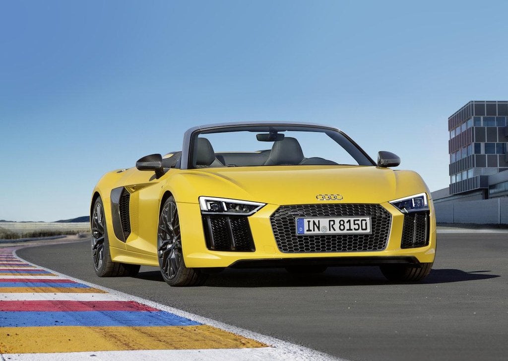 2016-06-audi-r8-spyder-v10.jpg