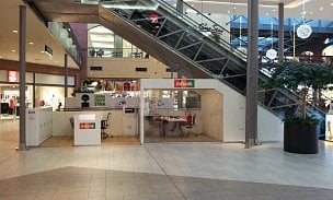 Kiosek mBank v Plzni (06/2019)