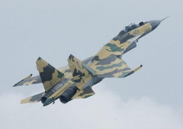 2019-07-suchoj-su-35-4.jpg