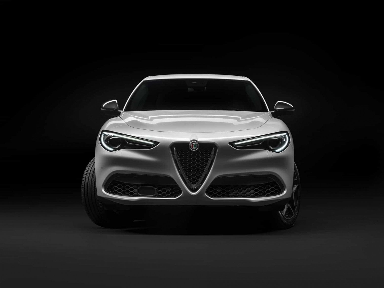 2019-02-alfa-romeo-geneva_4.jpg