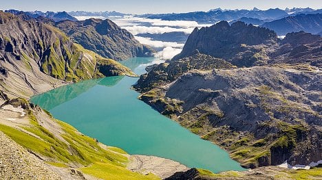 Švýcarsko zprovoznilo ,gigantickou vodní baterii‘. Slibuje si díky ní mnohem snazší přechod na obnovitelné zdroje