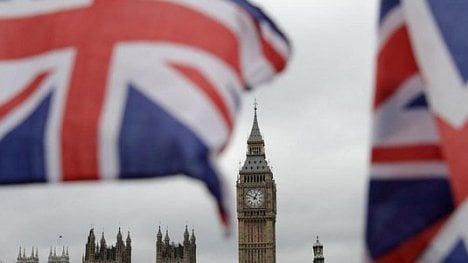 Náhledový obrázek - Britští poslanci budou hlasovat o čtyřech alternativách brexitu