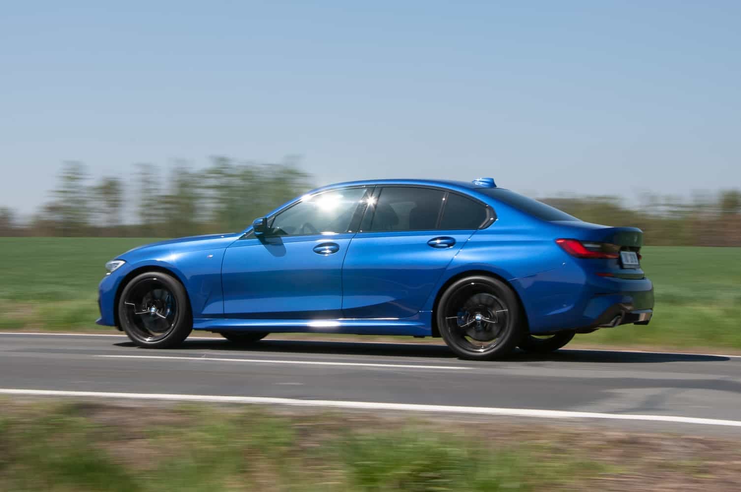 2019-05-BMW-330i-G20-61-2.jpg