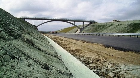 Náhledový obrázek - Miliardová mela na dálnici D3. ŘSD chce penále za zpoždění