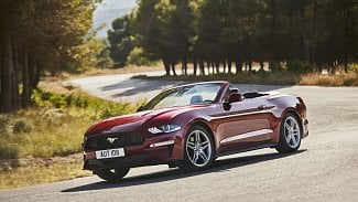 Náhledový obrázek - Ford Mustang zpřístupňuje vyspělé sportovní technologie a špičkový audiosystém ještě širšímu okruhu zákazníků