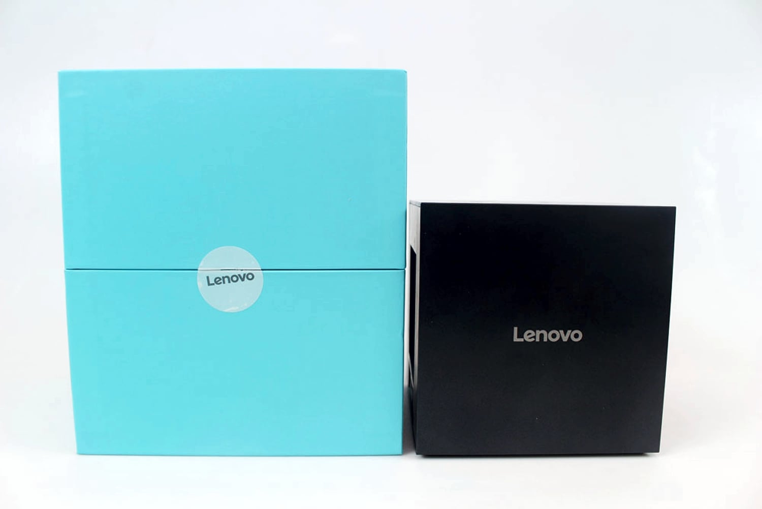 Lenovo G66 - Představení přístroje 2/2