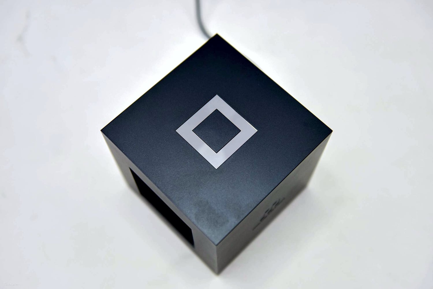 Lenovo G66 - Představení přístroje 2/2