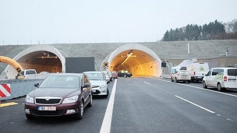 Náhledový obrázek - Doprava loni za projekty utratila dvě miliardy. Letos by to mohlo být více