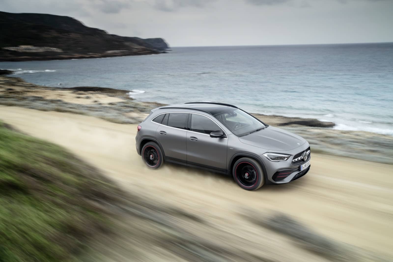 2020-08-Mercedes-Benz-GLA-2020-11.jpg