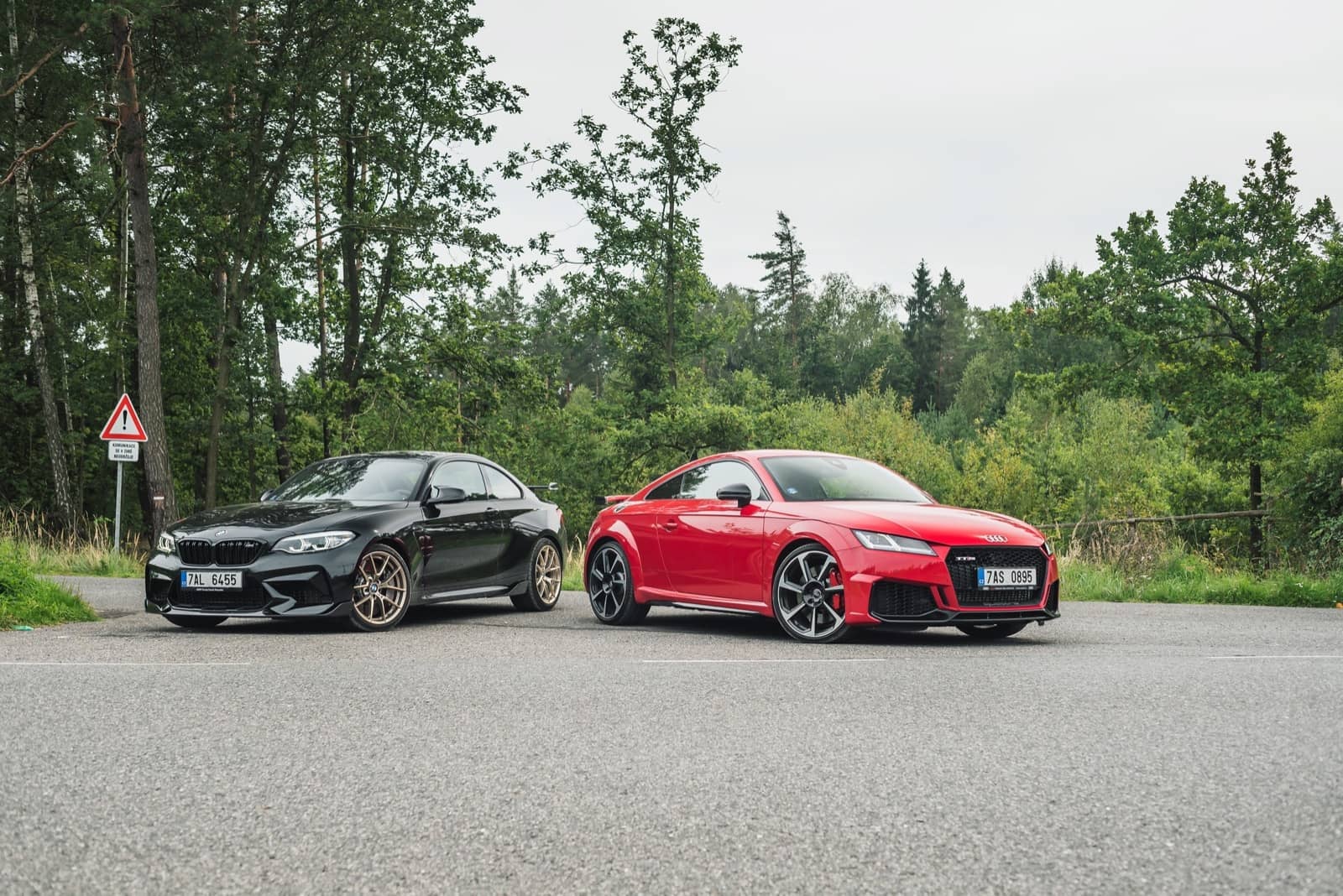 2019-11-Audi-TT-RS-vs-BMW-M2-vs-Nissan-370Z-00051.jpg