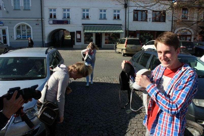 2015-08-co-jsou-fanouc5a1ci-ochotni-udc49blat-za-lc3adstky-na-ho