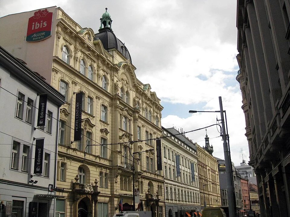 Ředitelství pražského ústavu dělnického úrazového pojištění, kde Kafka působil v letech 1908 až 1922, Na Poříčí 1075/7