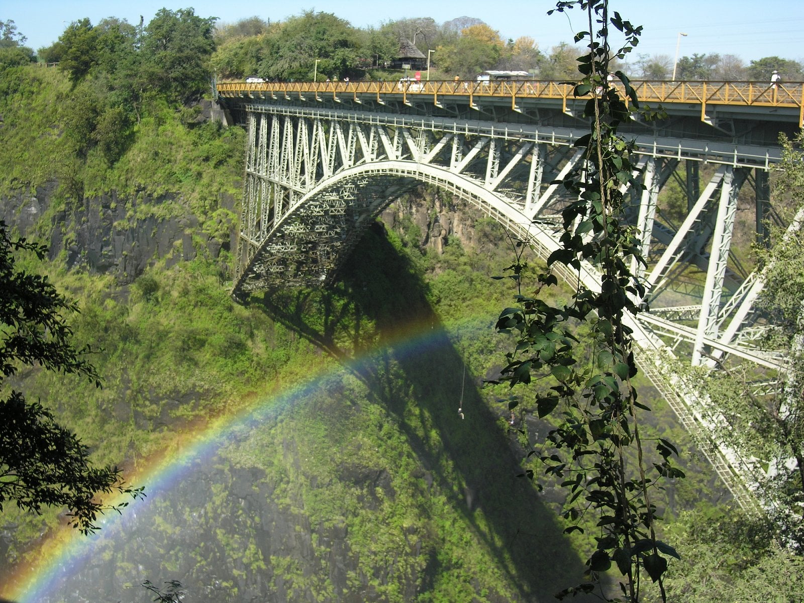 Hraniční most mezi Zimbabwe a Zambií.