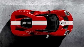 Náhledový obrázek - Ford GT v edici ’67 Heritage se pyšní speciálním zbarvením připomínajícím vítězný vůz z 24 hodin Le Mans 1967